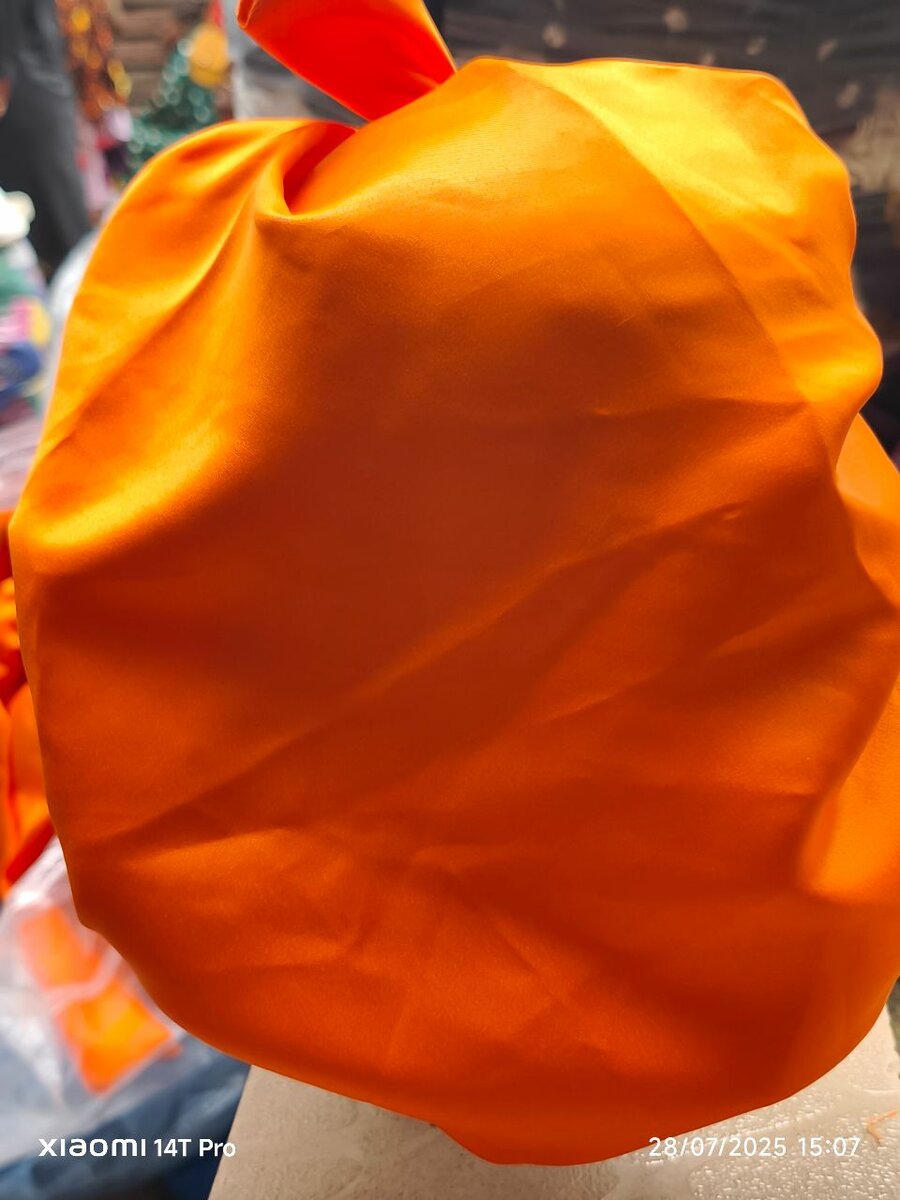 Turban orange vibrant femme