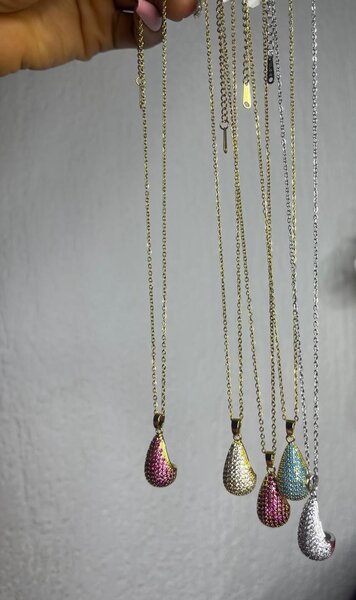 Collier Pendentif Goutte Élégant