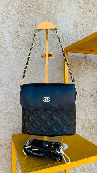 LADIES HANDBAGS- 24063