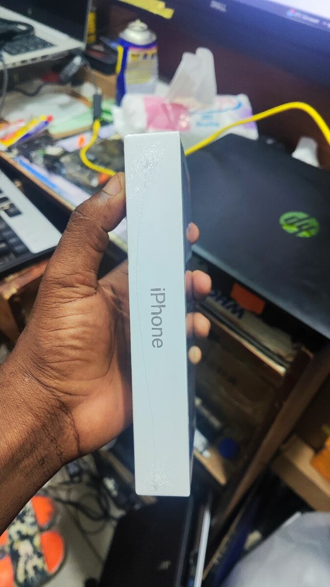 iPhone 15 Pro Max - Neuf  1Ter