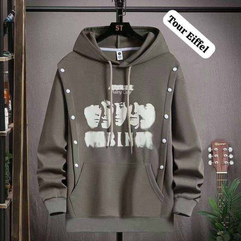 Sweatshirt à capuche moderne