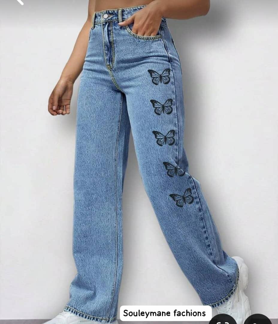 Chaussure plate briante et pantalon jeans gros bas