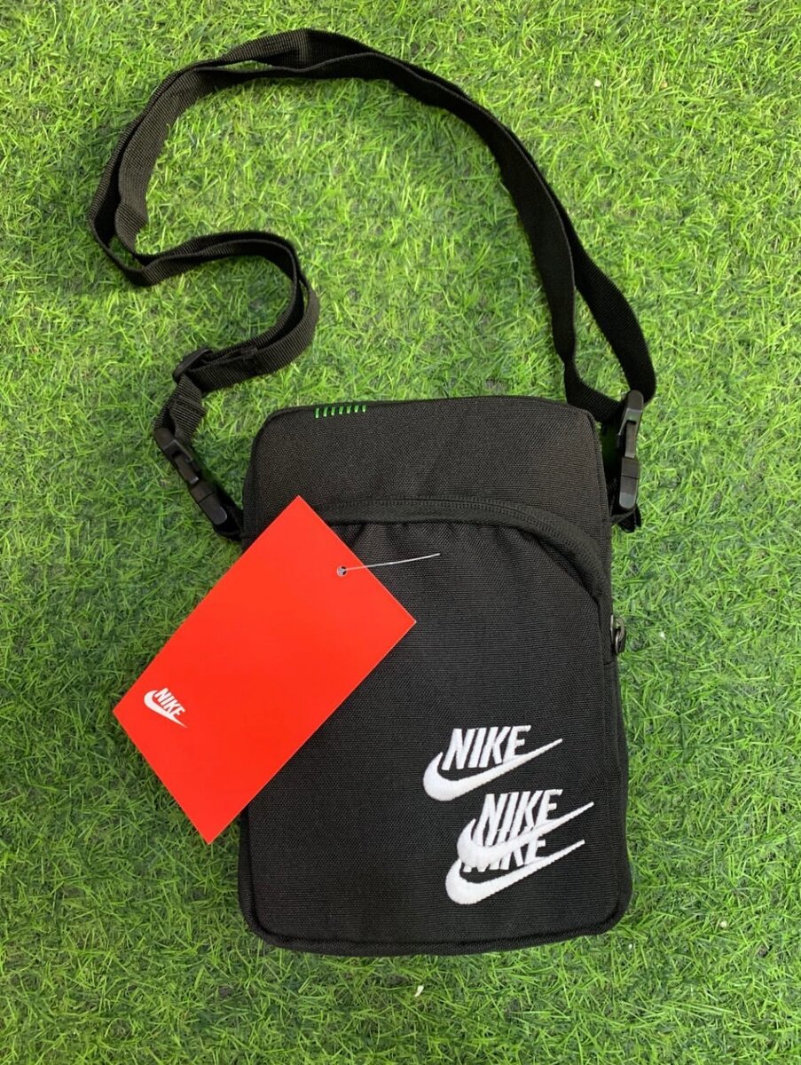 Nike heritage shoulder bag