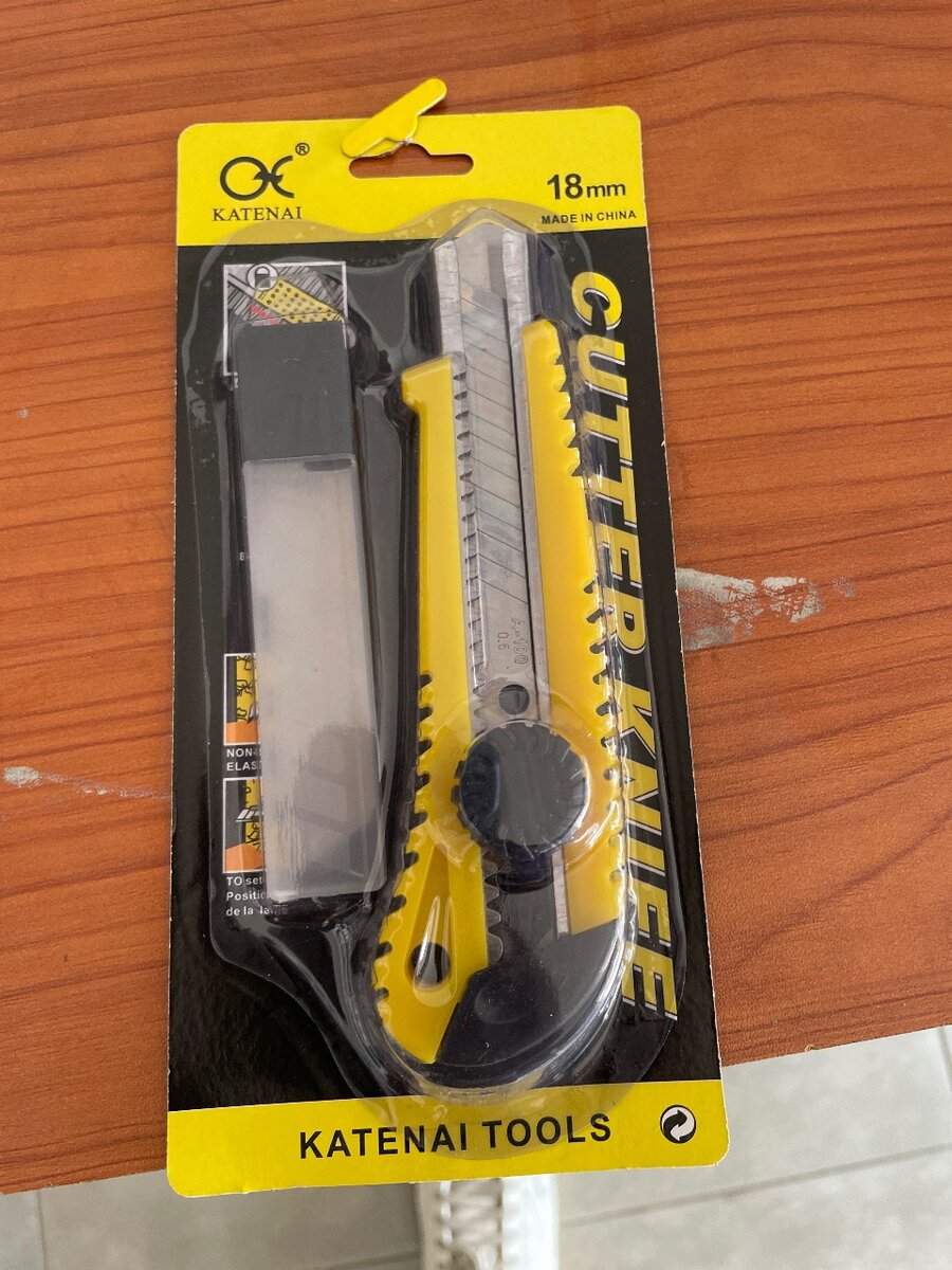 CUTTER KNIFE