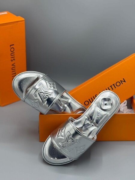 Ladies branded slippers