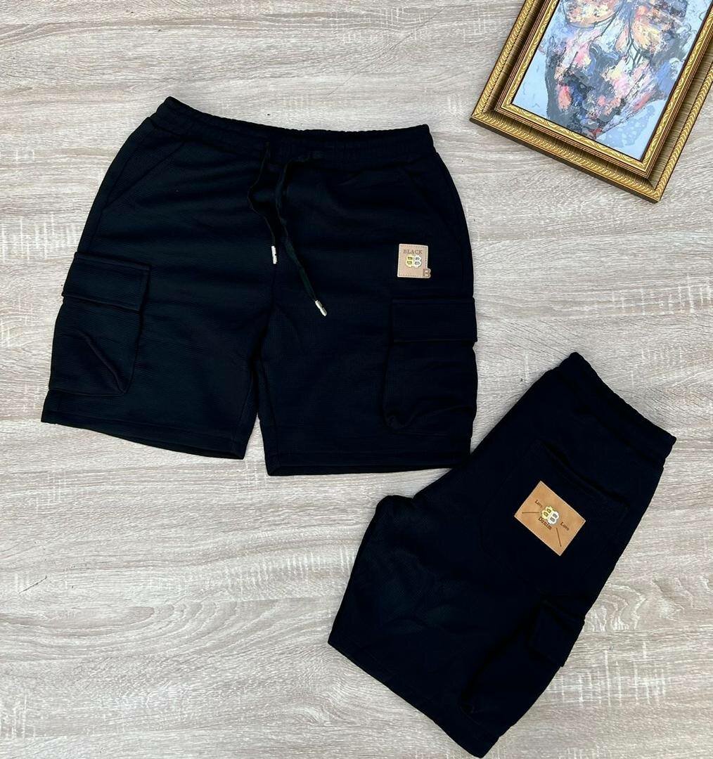 Men's quality Shorts in stock in different colors