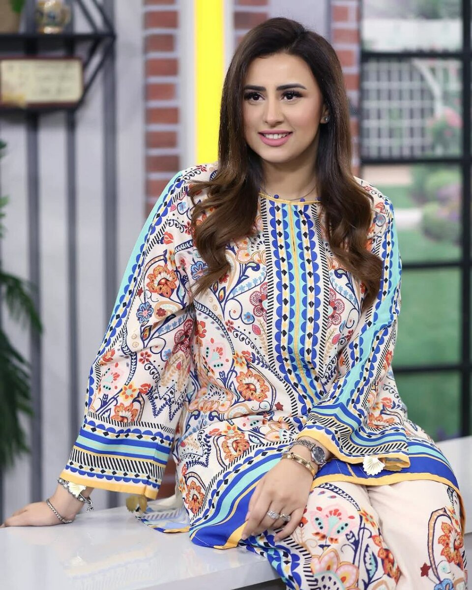 Woman's Stylish Stitched 2 Pcs Digital Printed Shirt with Pl