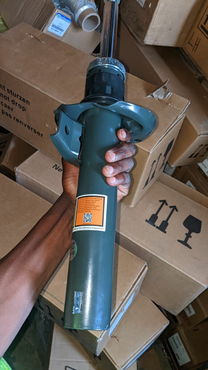 Front Shocks Absobers Audi Q3, VW TIGUAN