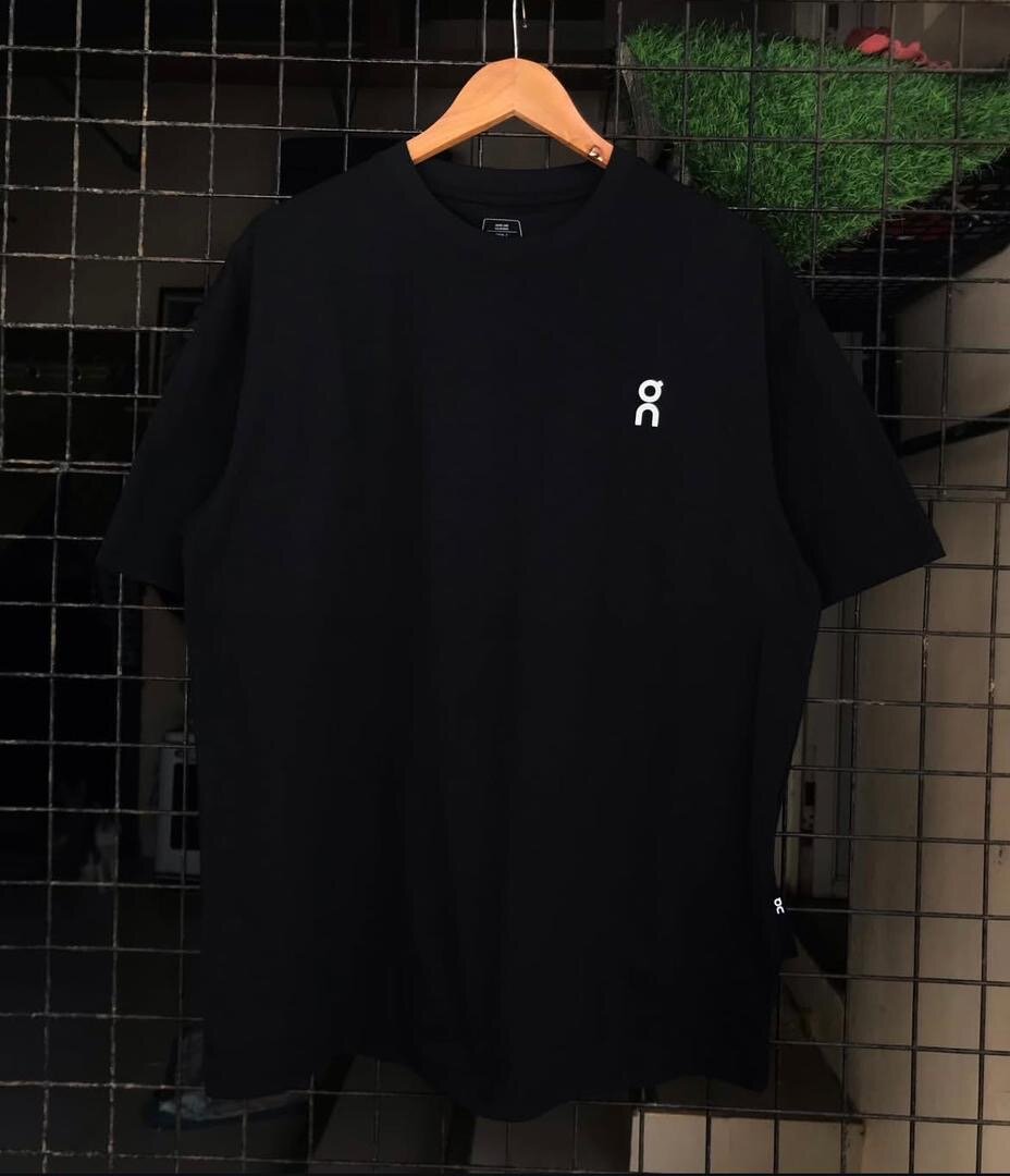 T-shirt ON noir en coton