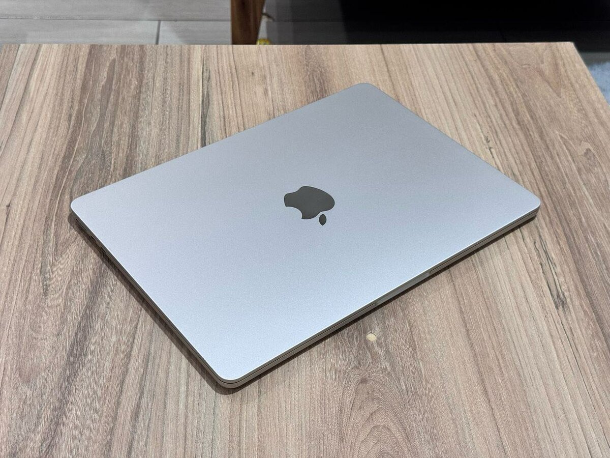MacBook Air M2