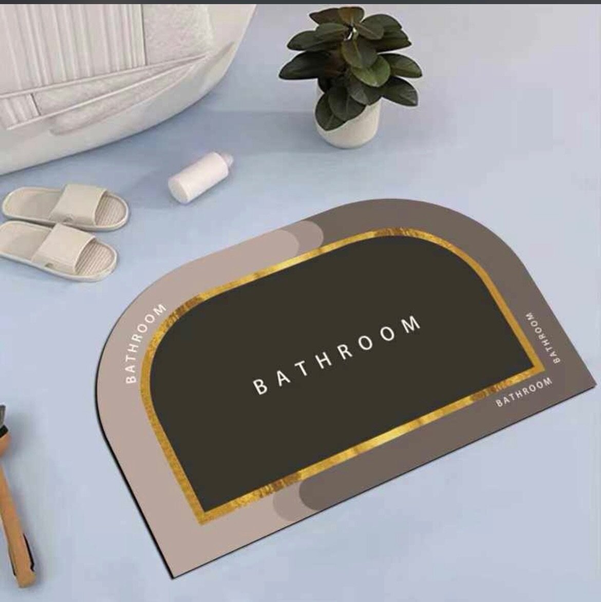 Anti-slip bathroom mat