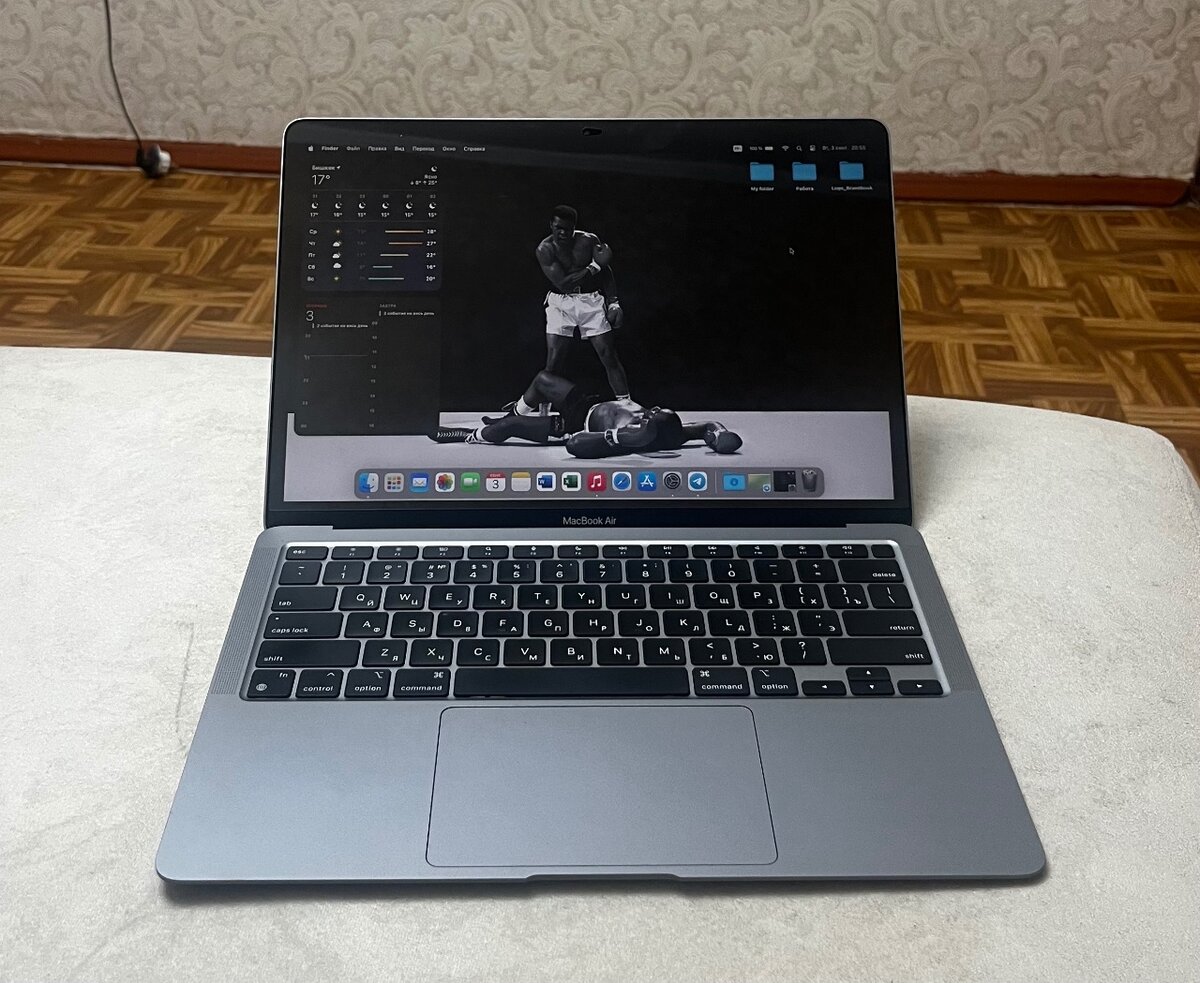 Apple Macbook Air 13.3 (2020)