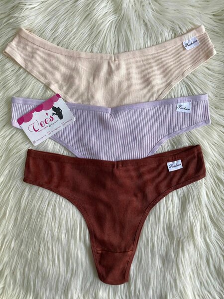 Strings et culottes pour femmes