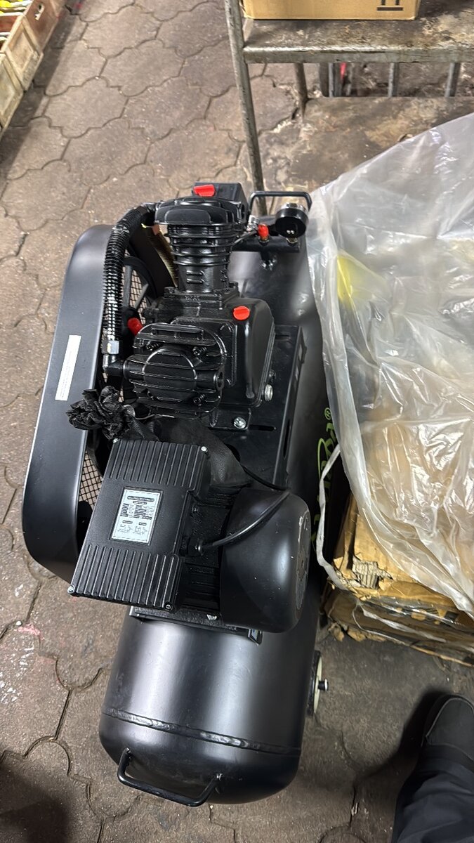 Компрессор