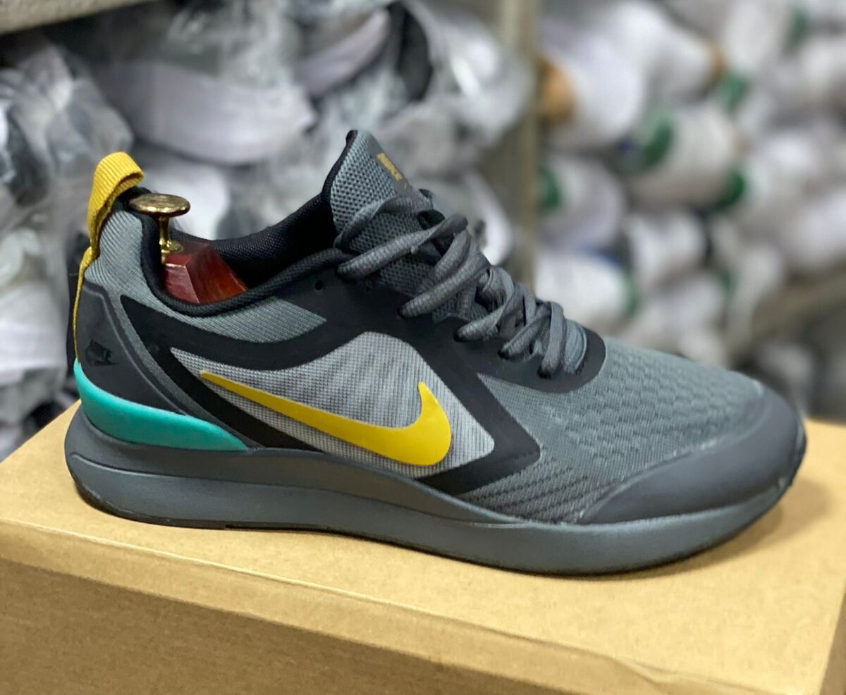 Baskets de sport élégantes