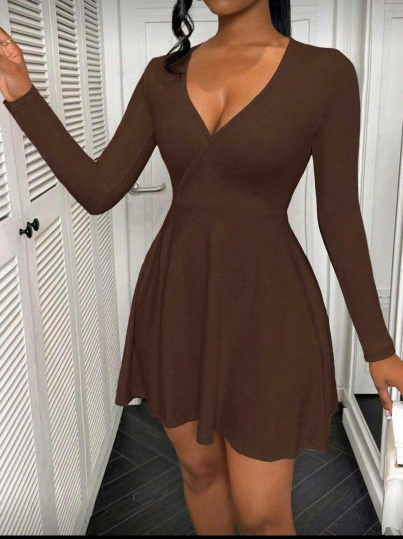 Robe élégante à manches longues