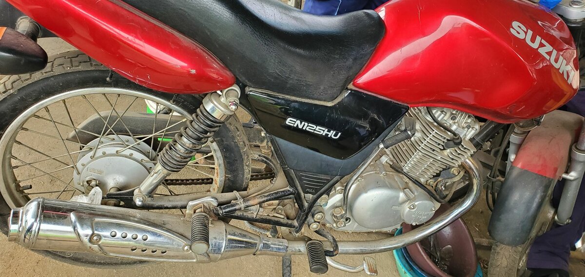 Moto suzuki