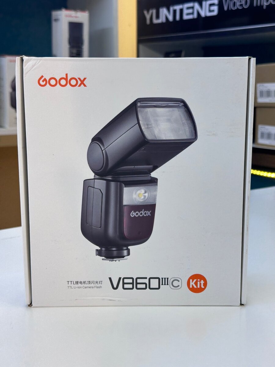 GODOX V860III SPEED LIGHT