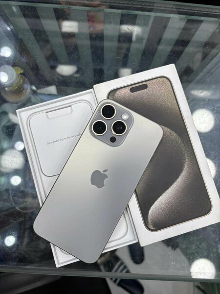 iPhone 15 Pro Max