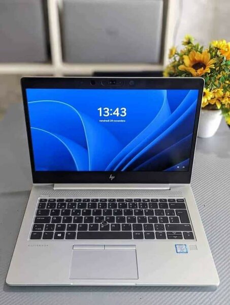 HP 830 G5 core i5  16Go/512Go