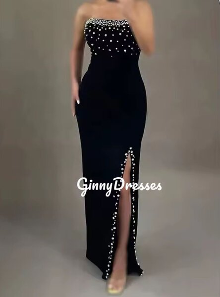 Robe Noire Élegante Perles