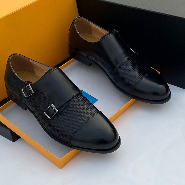 MEN EXECUTIVE SHOES