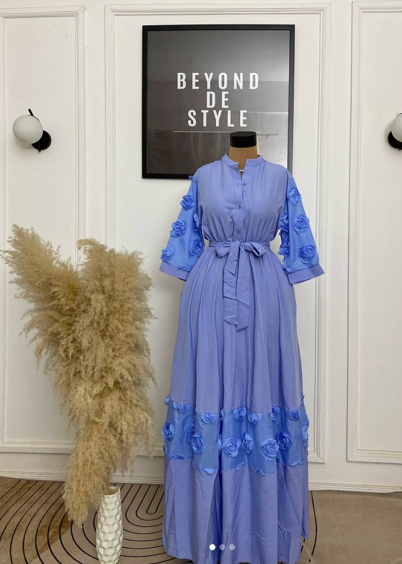 RICH AUNTIE FLORAL DETAIL MAXI DRESS