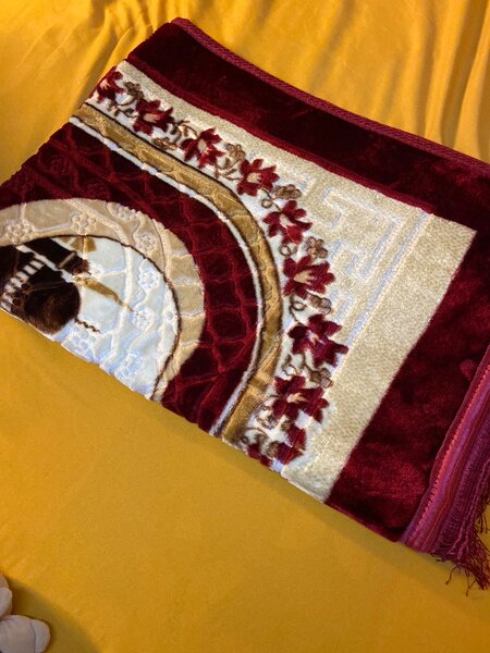 Tapis de prière luxueux