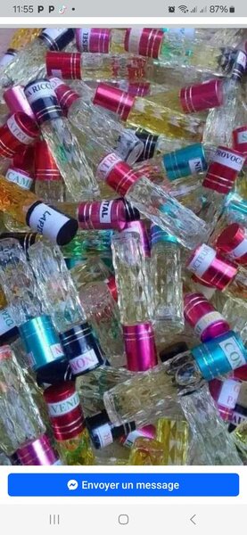 Essences pur de parfum