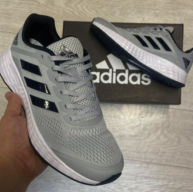 Легендарные кроссы Adidas 😍