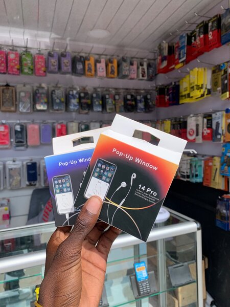 Iphone lightening headsets