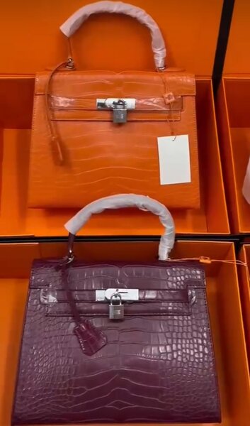 Sac à main en cuir croco élégants