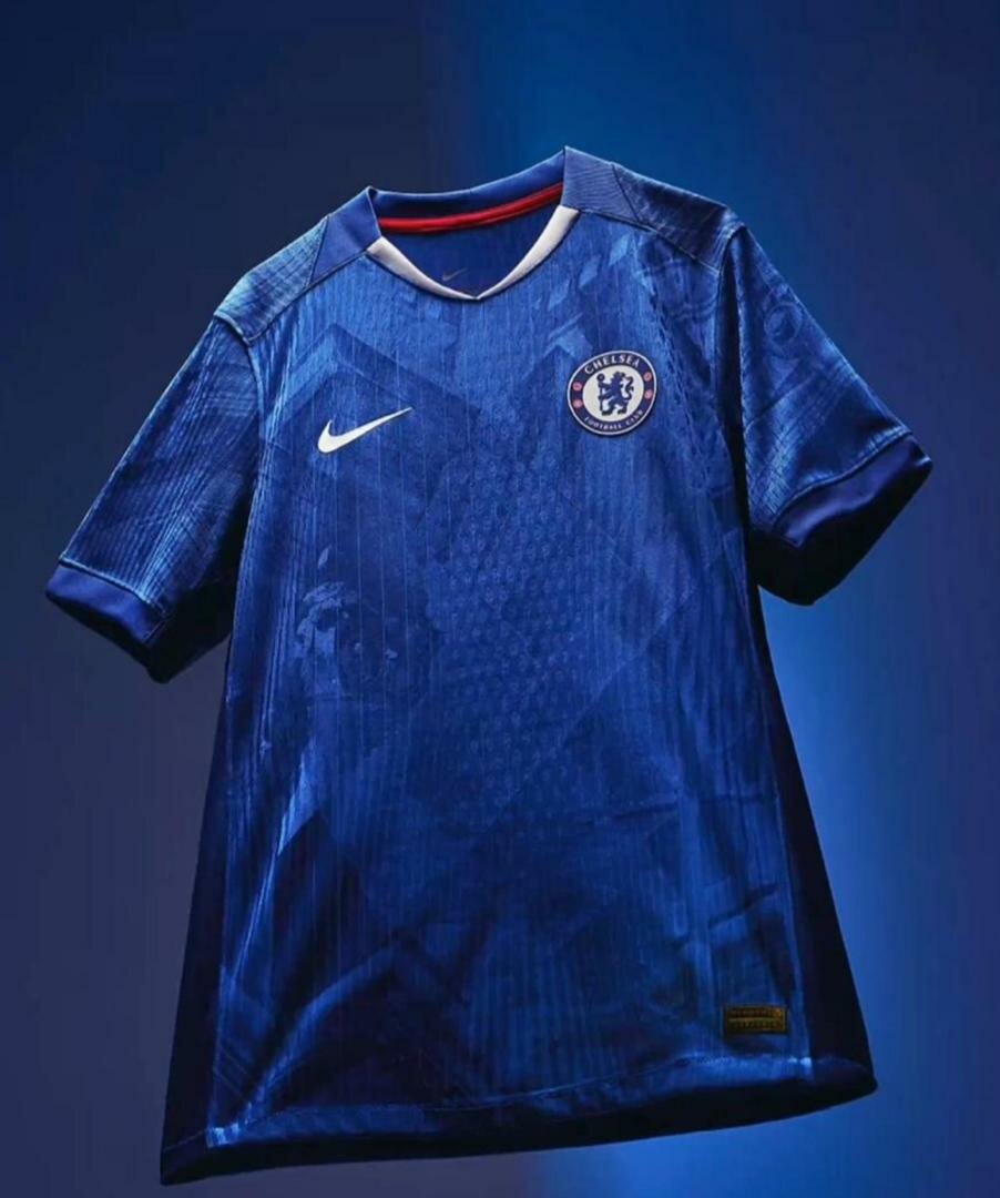Maillot de football tendance