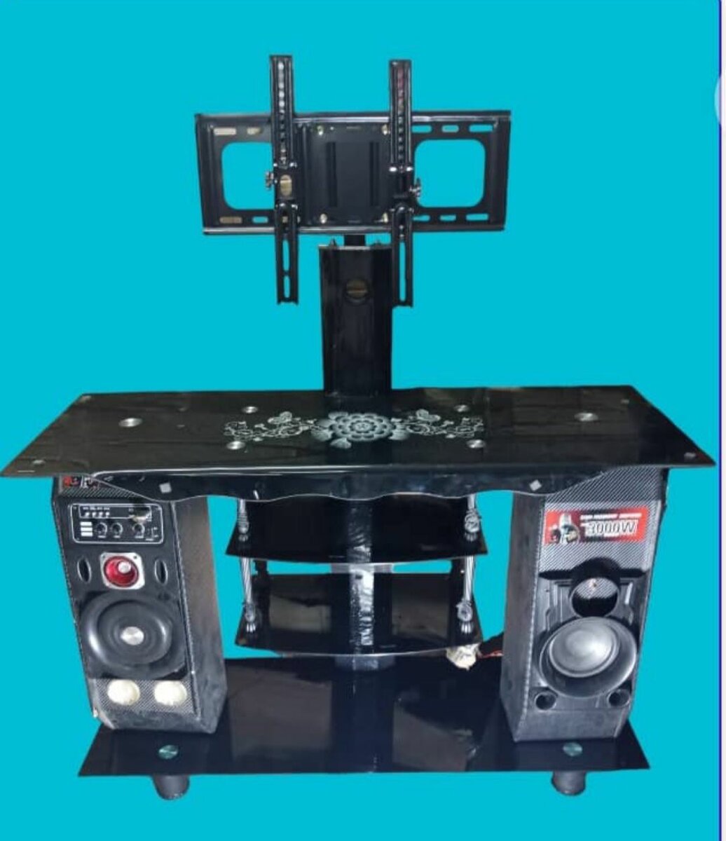 Table vitrée Giga Baffle incorporé