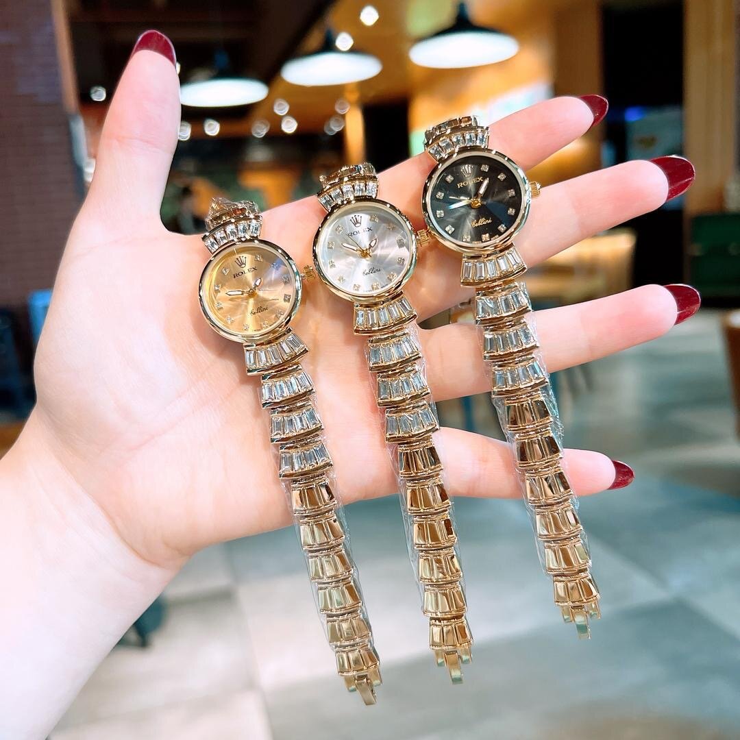 Montre Femme Élégante