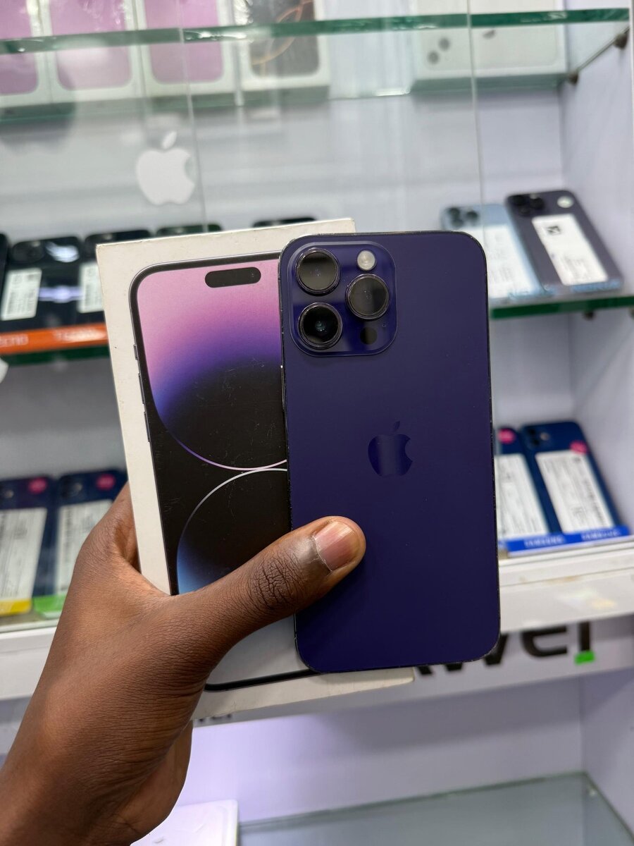 iPhone 14pro Max 128Go batteri