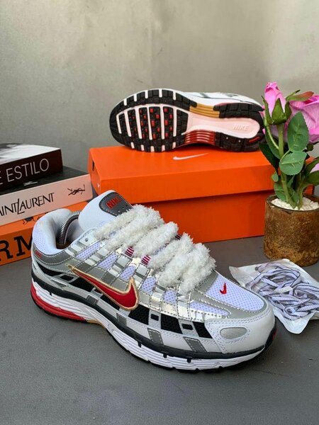 Sneakers Nike p6000