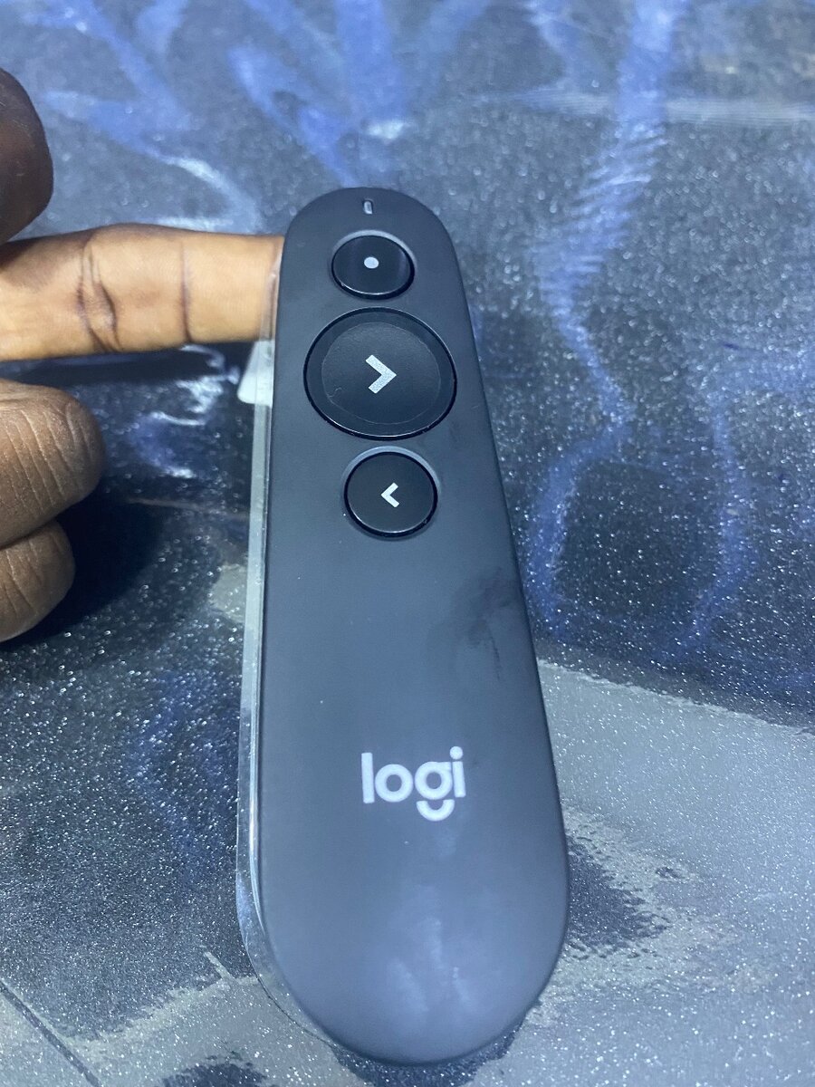 Logitech R500 Laser Presentation Pointer