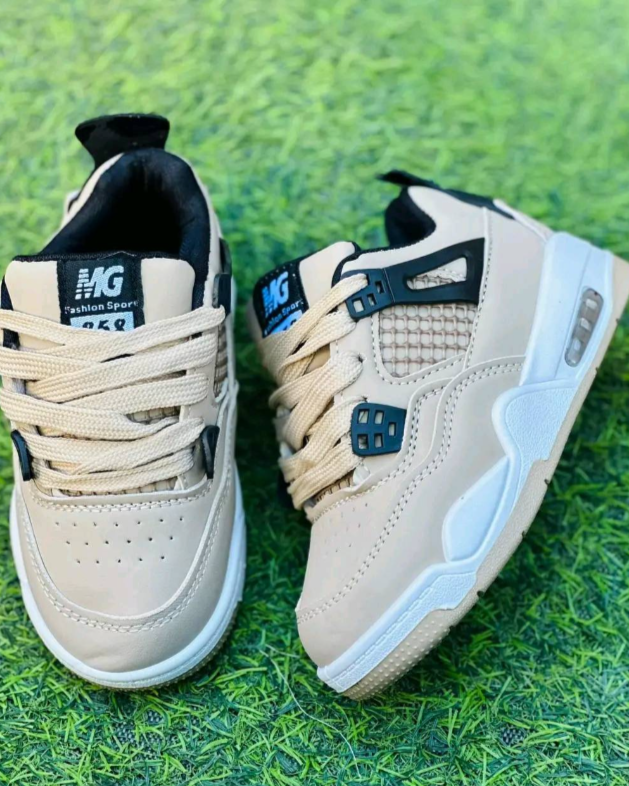 Kids sneakers