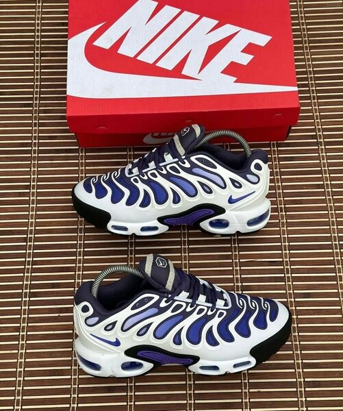 Nike Air Max Plus