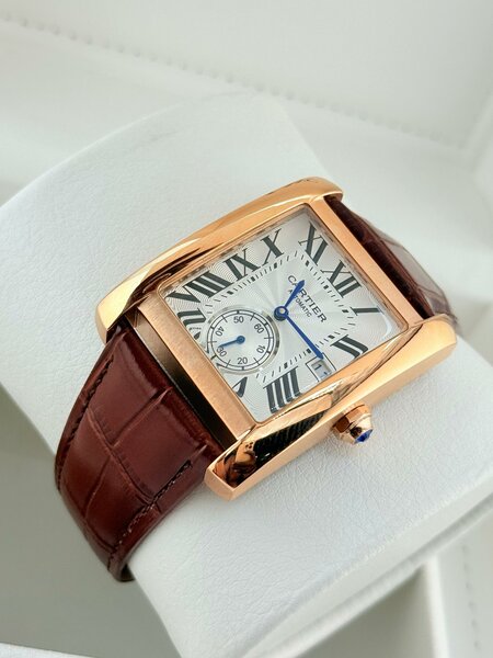 Montre Homme Carrée Élégante