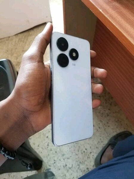 Smartphone Techno Pop 8