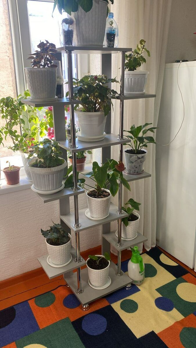 Полка для цветов