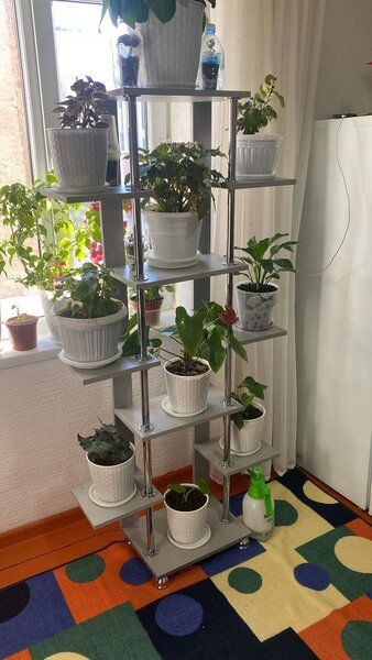 Полка для цветов