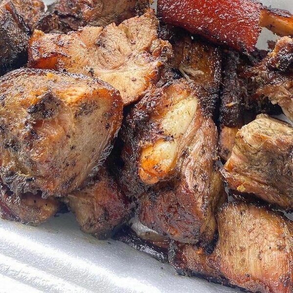 JARRET DE PORC BRAISÉ