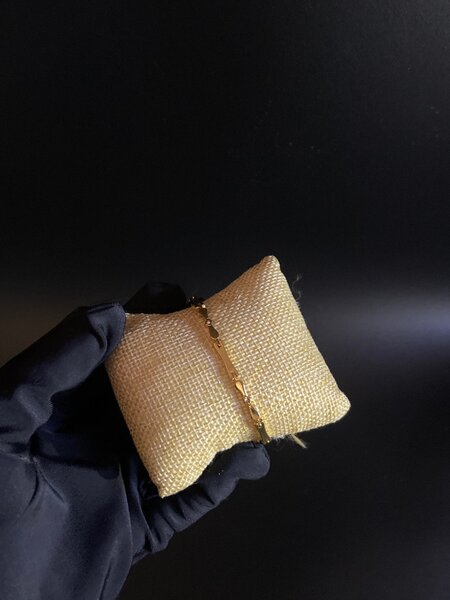 Gold bracelet