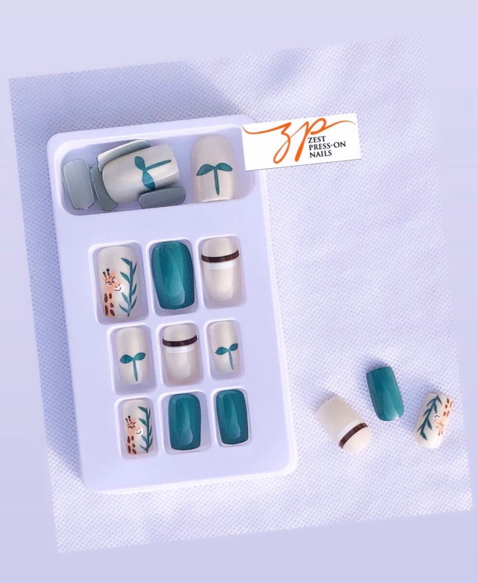 PRESS- ON NAILS