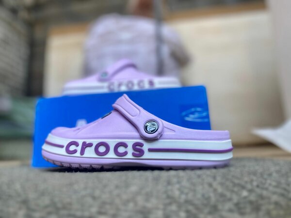 Bayaband crocs