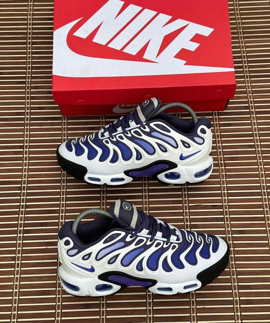 Nike airmax plus drift