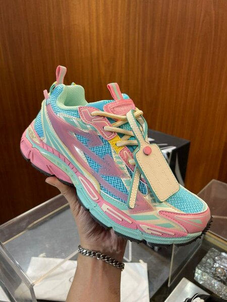 Sneakers multicolores tendance